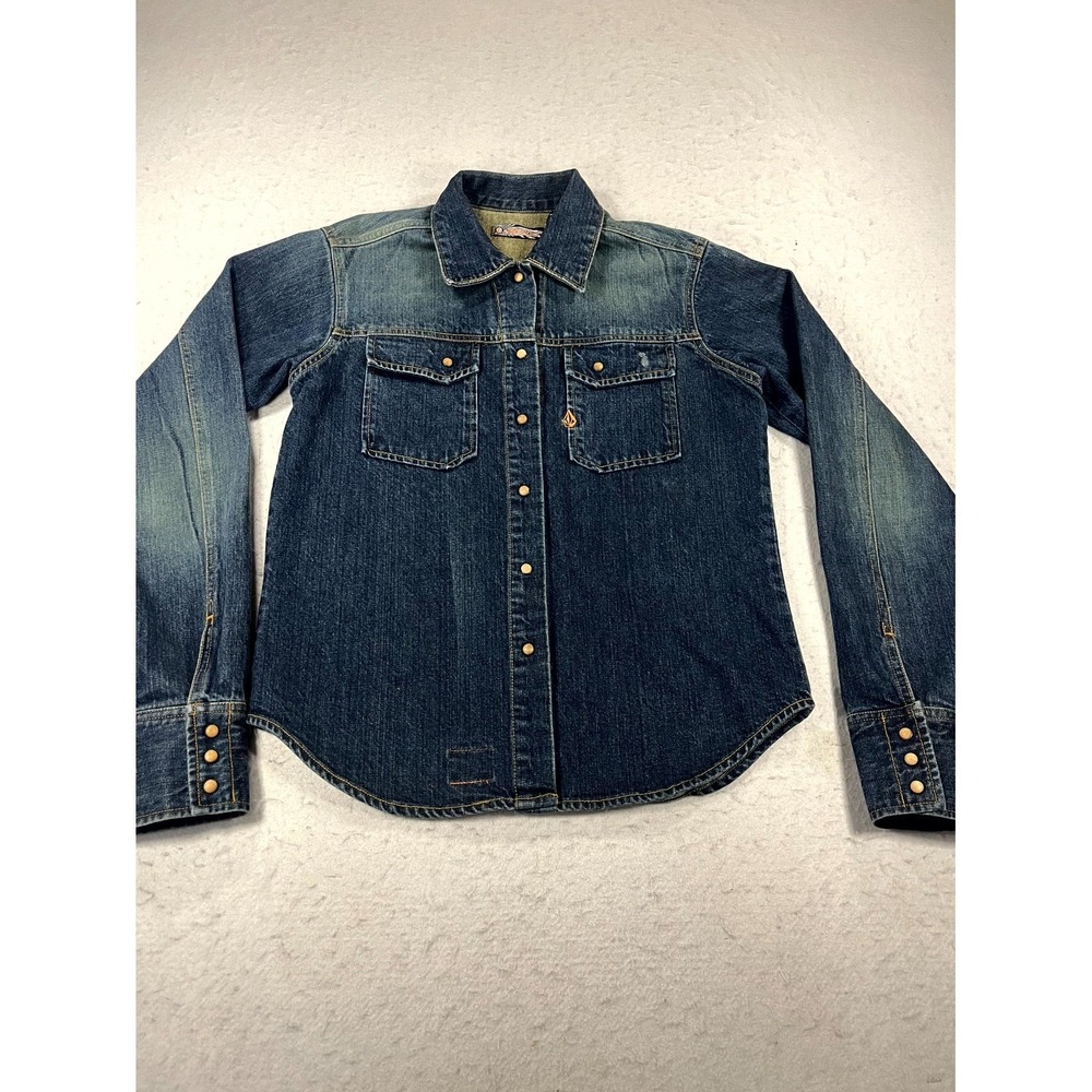 Vintage Volcom Shirt Womens Medium Blue Denim Cotton Wooden Pearl Snap Faded Y2K